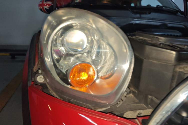 Used MINI 2012 1.6L COOPER Bayswater Right Front Headlight