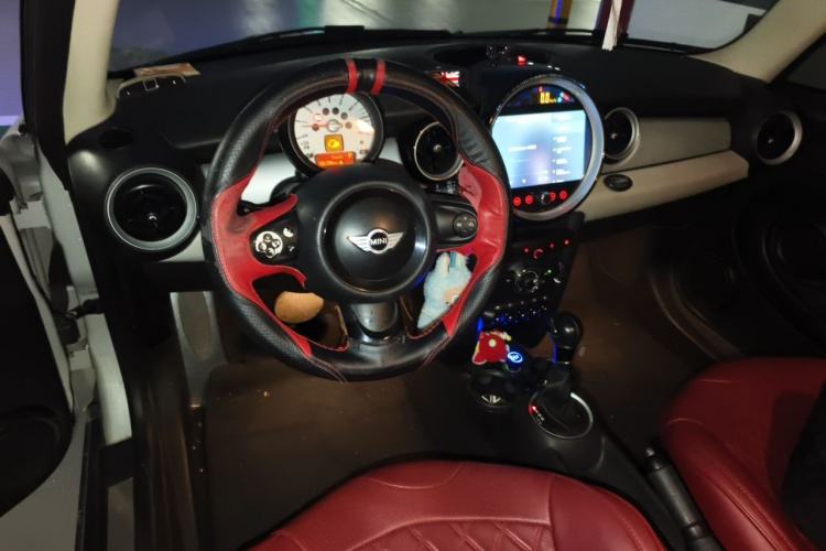 Used MINI 2012 1.6L COOPER Baker Street Center Console