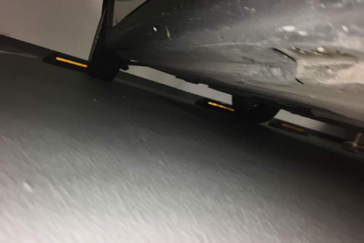 Used MINI 2012 1.6L COOPER Baker Street Chassis Front Right