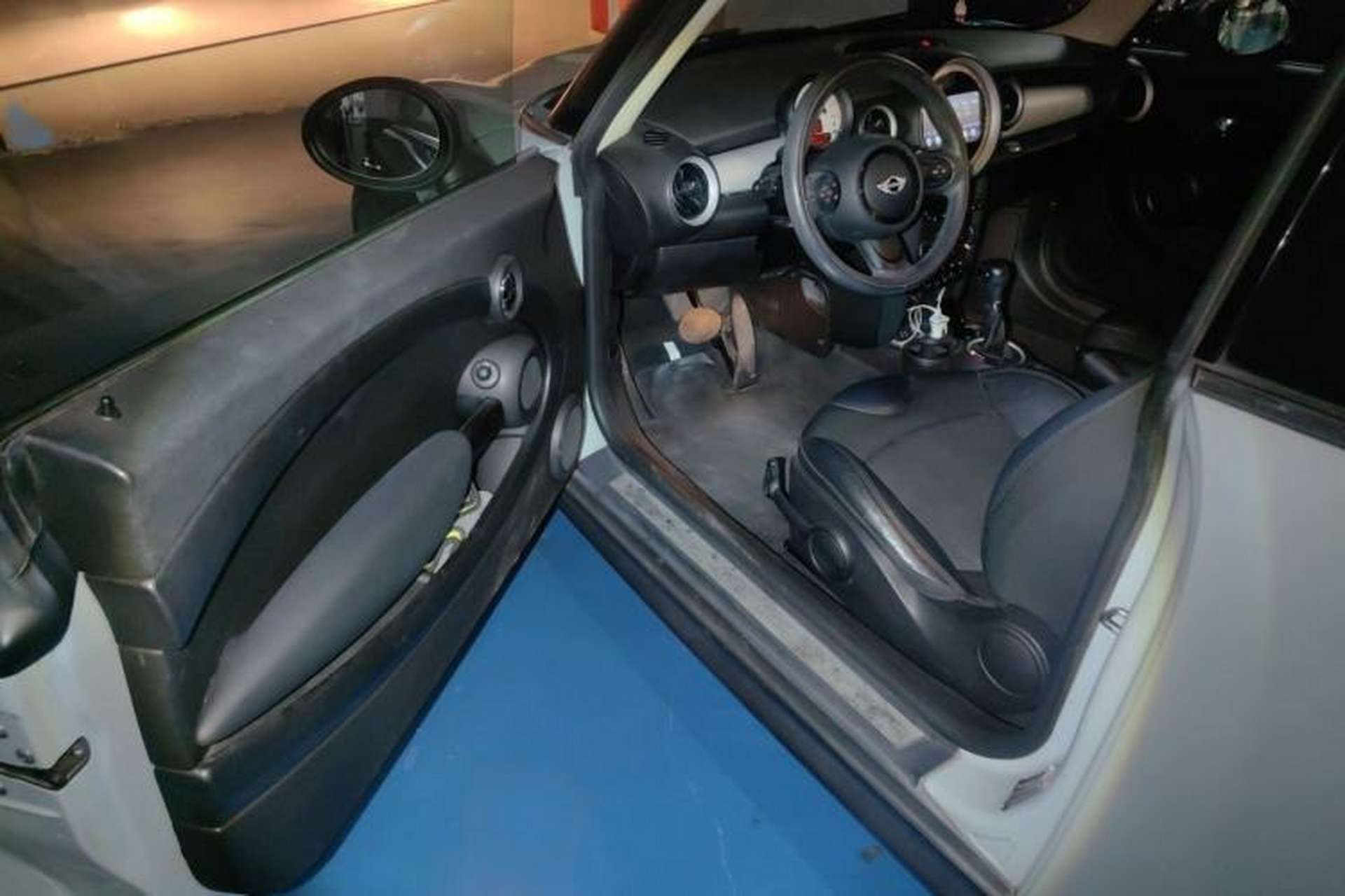 Used MINI 2012 1.6L COOPER Baker Street Interior 3
