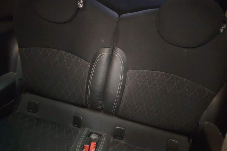Used MINI 2012 1.6T COOPER S Bayswater Left Rear Seat