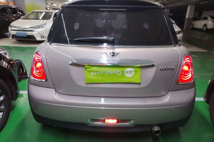 Used MINI 2012 1.6T COOPER S Bayswater Rear
