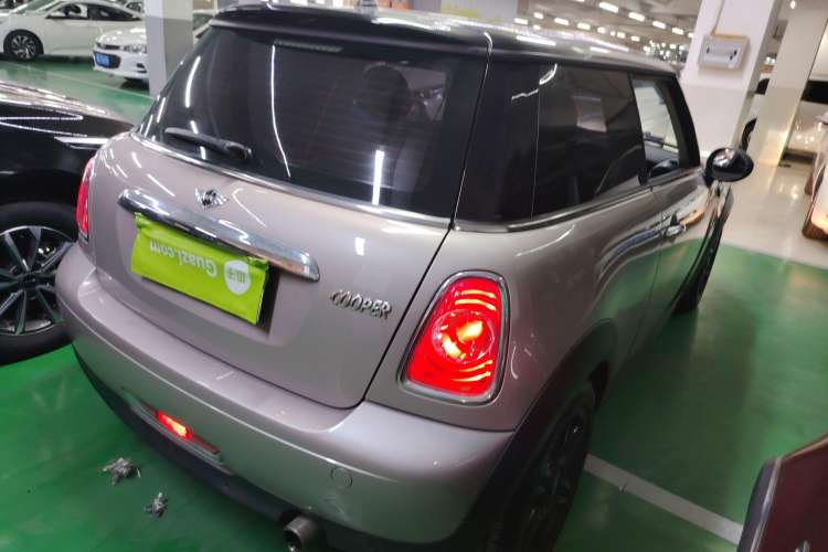 Used MINI 2012 1.6T COOPER S Bayswater Rear Right 45 Deg