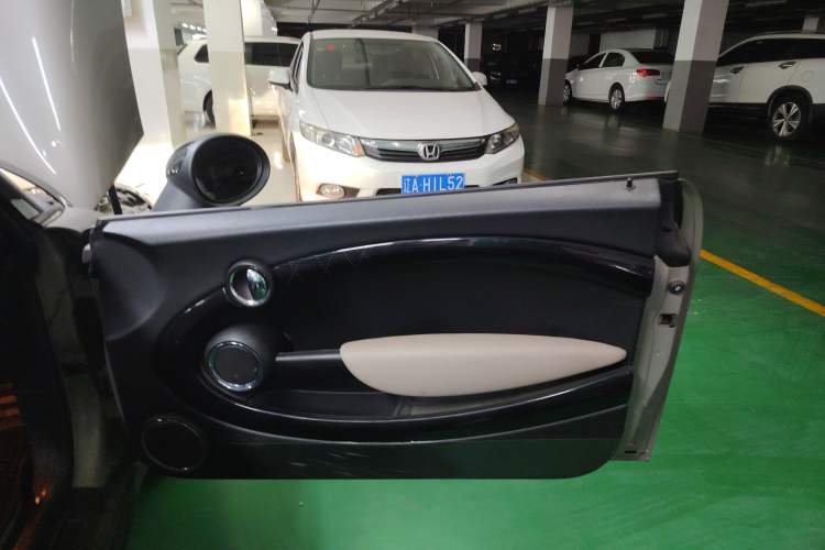 Used MINI 2012 1.6T COOPER S Bayswater Right Front Door Interior