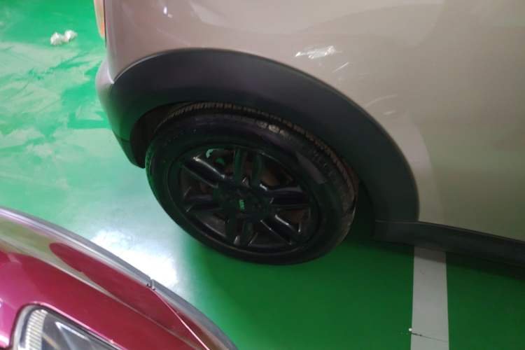 Used MINI 2012 1.6T COOPER S Bayswater Right Rear Wheel Hub