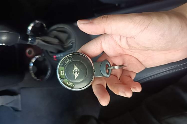 Used MINI 2012 1.6L COOPER Baker Street Vehicle Key