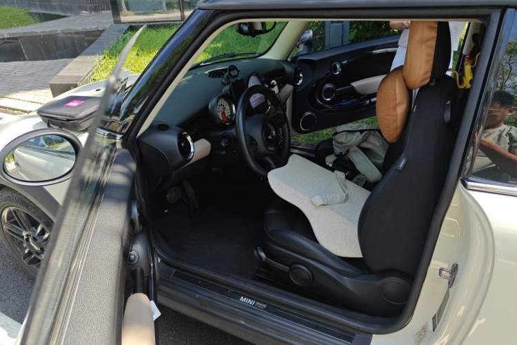 Used MINI 2012 1.6L COOPER Baker Street Driver Seat
