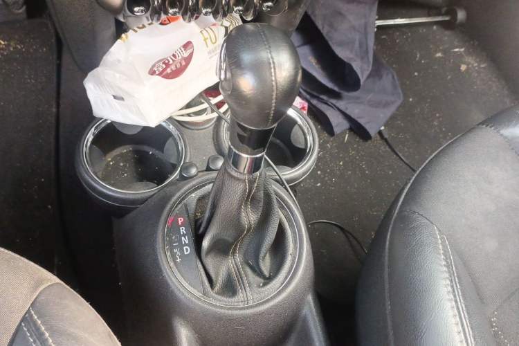 Used MINI 2012 1.6L COOPER Baker Street Gear Lever