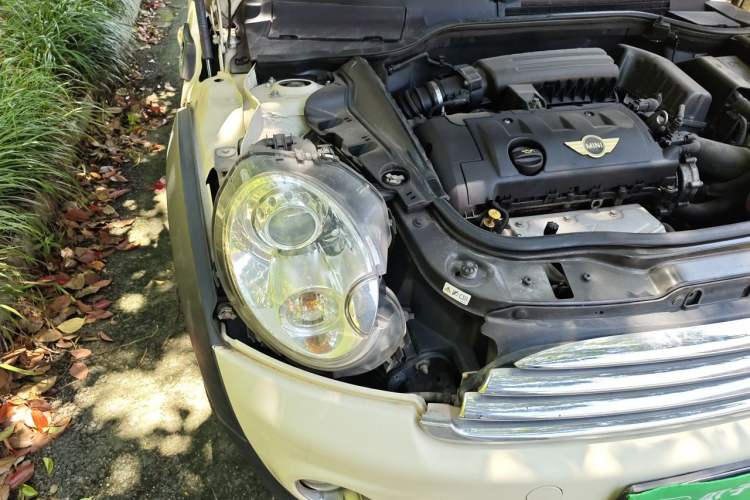Used MINI 2012 1.6L COOPER Bayswater Right Front Headlight