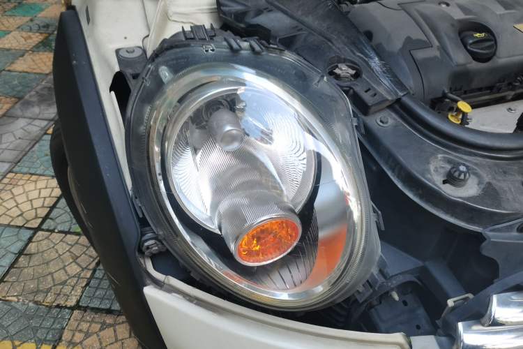 Used MINI 2012 1.6L COOPER Baker Street Right Front Headlight