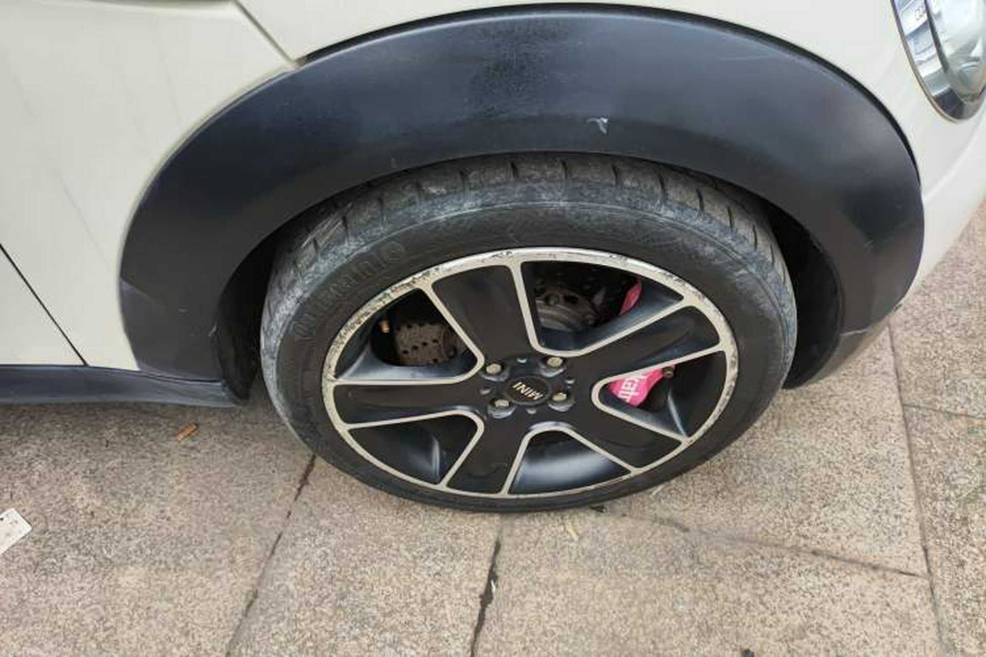 Used MINI 2012 1.6T COOPER S Fun Right Front Wheel Hub