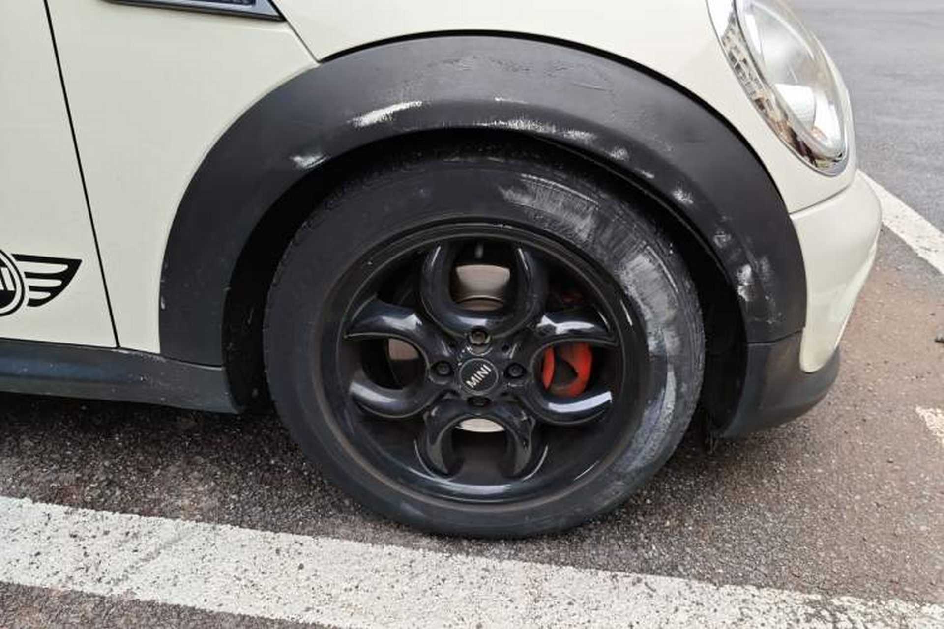 Used MINI 2012 1.6L COOPER Baker Street Right Front Wheel Hub