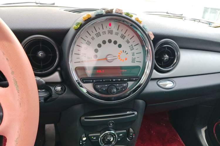 Used MINI 2013 1.6L ONE Limited Edition First Version Audio And AC Panel