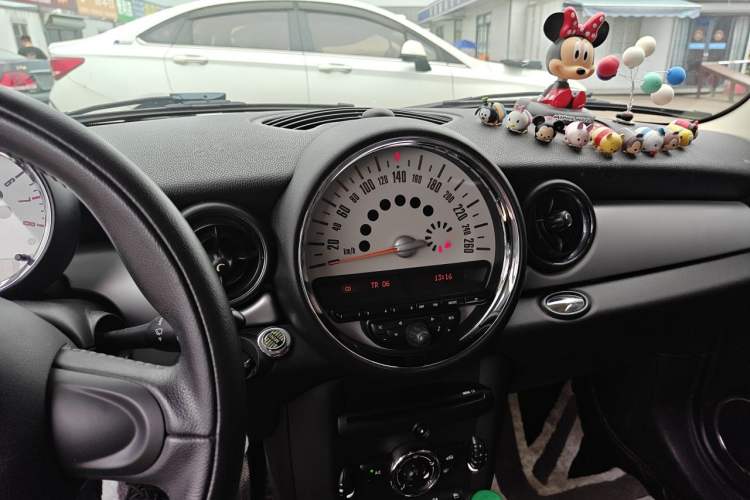 Used MINI 2013 1.6L ONE Limited Edition First Version Audio And AC Panel