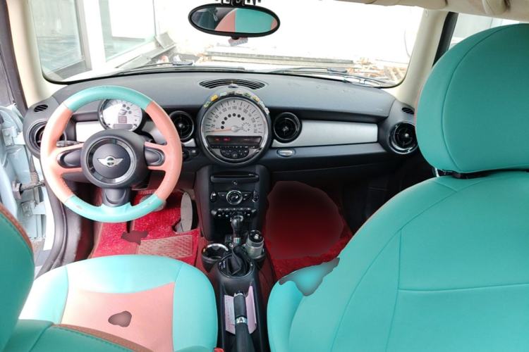 Used MINI 2013 1.6L ONE Limited Edition First Version Center Console