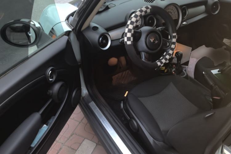 Used MINI 2013 1.6L ONE Limited Edition Second Version Driver Seat