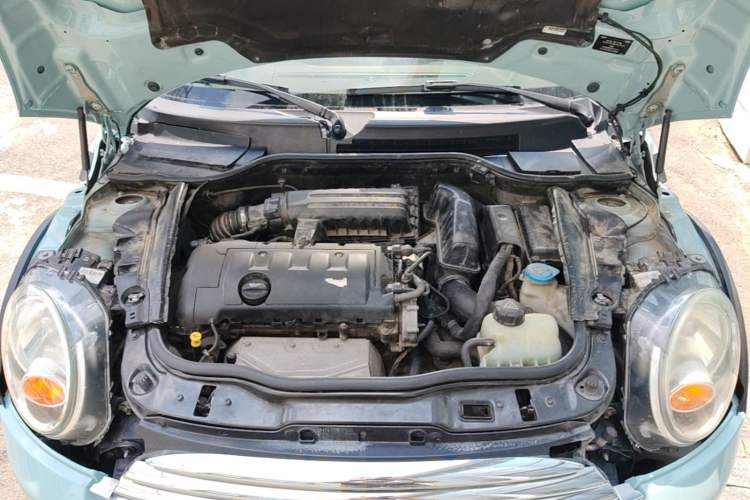 Used MINI 2013 1.6L ONE Limited Edition First Version Engine Bay