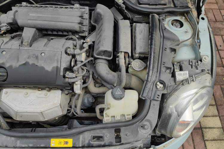 Used MINI 2013 1.6L ONE Limited Edition Second Version Engine Bay Left