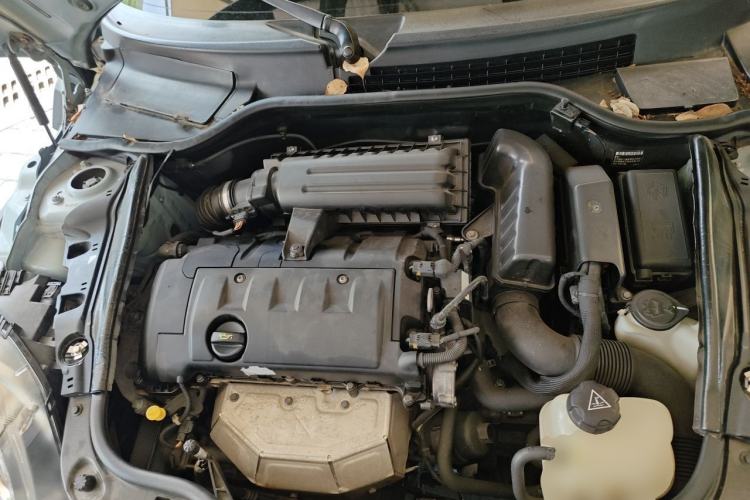 Used MINI 2013 1.6L ONE Limited Edition Second Version Engine Bay