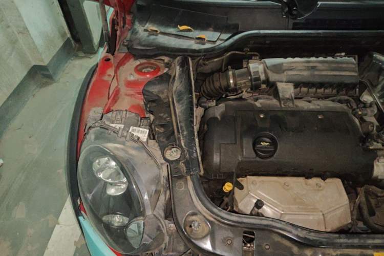 Used MINI 2013 1.6L ONE Limited Edition Second Version Engine Bay Right