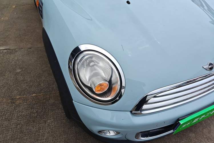 Used MINI 2013 1.6L ONE Limited Edition First Version Engine Bay Right