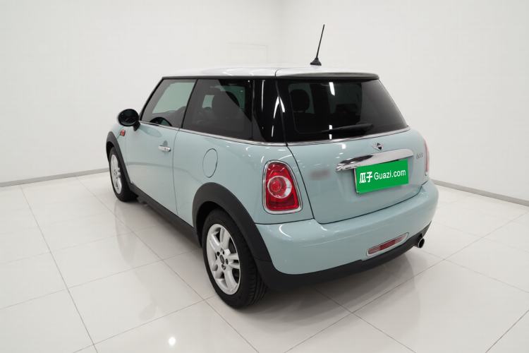 Used MINI 2013 1.6L ONE Limited Edition First Version Exterior 3