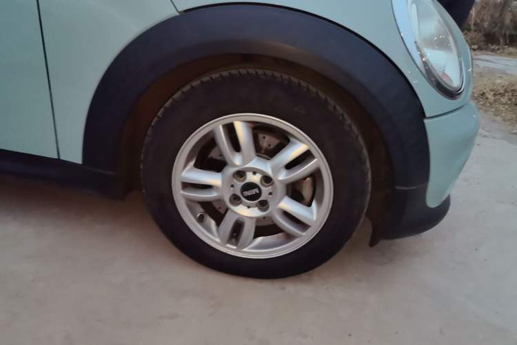Used MINI 2013 1.6L ONE Limited Edition First Version Exterior 6