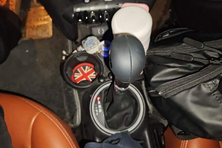 Used MINI 2013 1.6L ONE Limited Edition Second Version Gear Lever