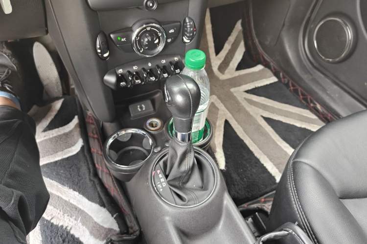 Used MINI 2013 1.6L ONE Limited Edition First Version Gear Lever