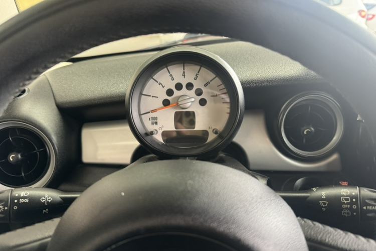 Used MINI 2013 1.6L ONE Limited Edition First Version Instrument Cluster
