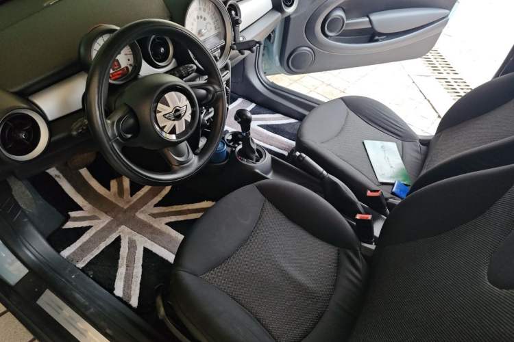Used MINI 2013 1.6L ONE Limited Edition Second Version Left Front Seat