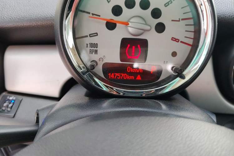 Used MINI 2013 1.6L ONE Limited Edition First Version Odometer Close Up