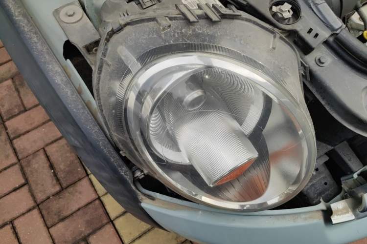 Used MINI 2013 1.6L ONE Limited Edition Second Version Right Front Headlight