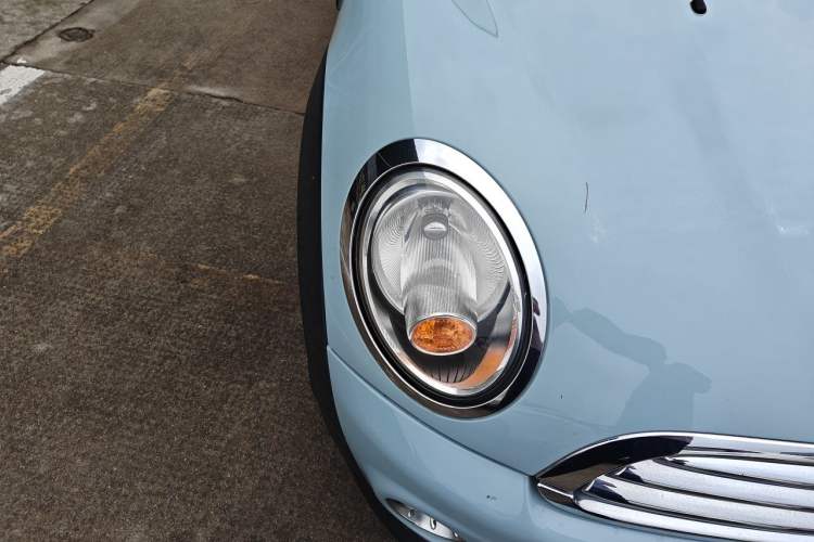 Used MINI 2013 1.6L ONE Limited Edition First Version Right Front Headlight