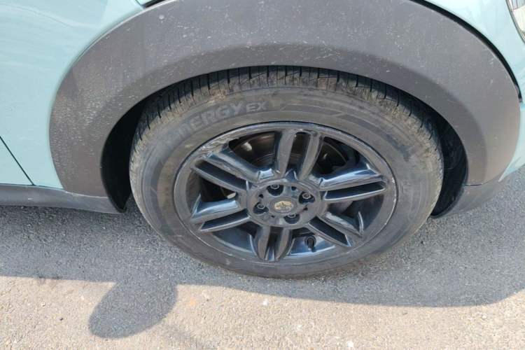 Used MINI 2013 1.6L ONE Limited Edition First Version Right Front Wheel Hub