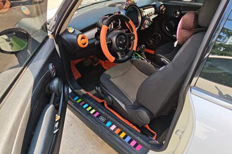 Used MINI 2013 1.6L ONE Limited Edition First Version Driver Seat
