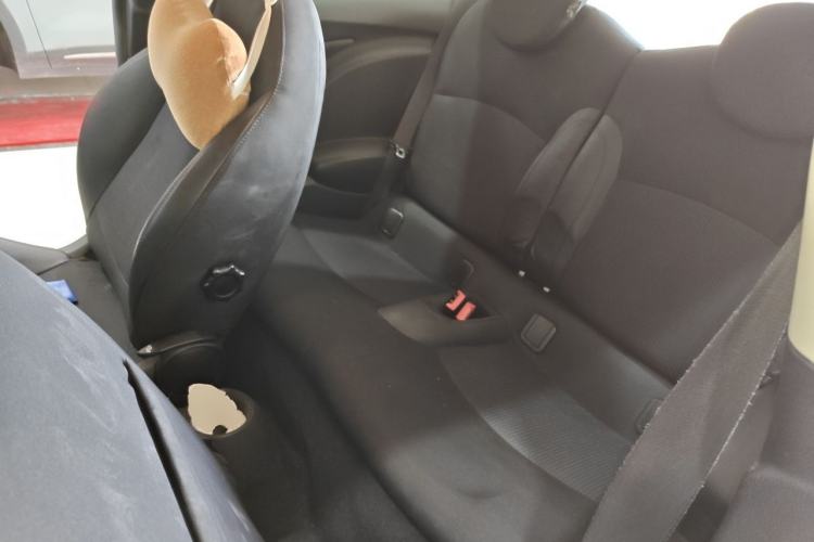 Used MINI 2013 1.6L ONE Limited Edition Third Version Left Rear Seat