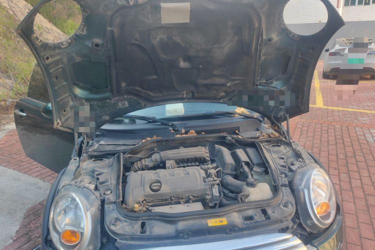 Used MINI 2013 1.6L ONE Limited Edition Second Version Engine Bay