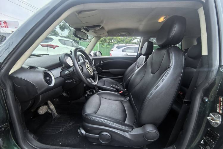 Used MINI 2013 1.6L ONE Limited Edition Second Version Interior 2