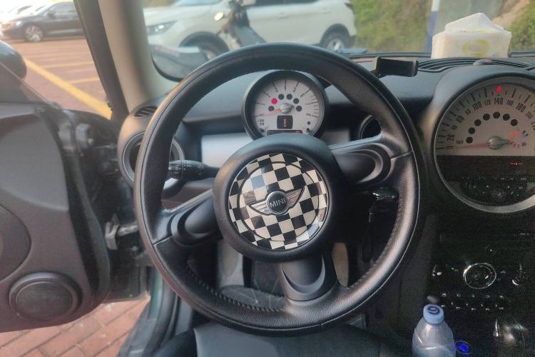 Used MINI 2013 1.6L ONE Limited Edition Second Version Steering Wheel