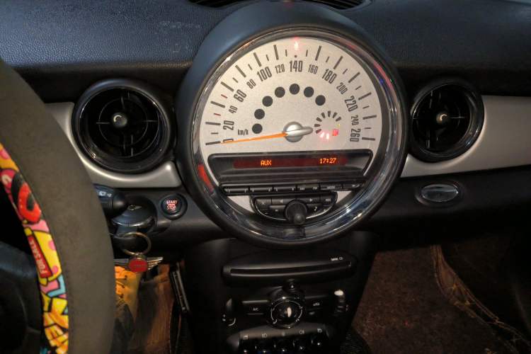 Used MINI 2013 1.6L ONE Limited Edition First Version Audio And AC Panel