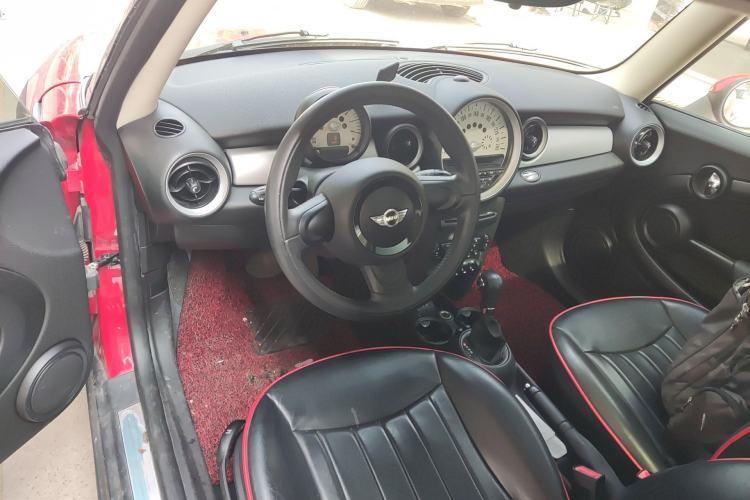 Used MINI 2013 1.6L ONE Limited Edition Second Version Center Console
