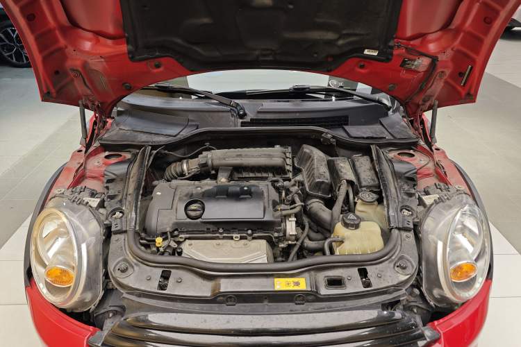 Used MINI 2013 1.6L ONE Limited Edition First Version Engine Bay