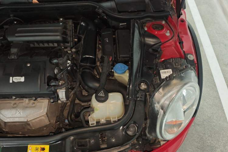 Used MINI 2013 1.6L ONE Limited Edition First Version Engine Bay Left