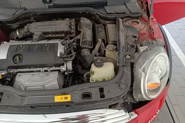 Used MINI 2013 1.6L ONE Limited Edition Third Version Engine Bay Left