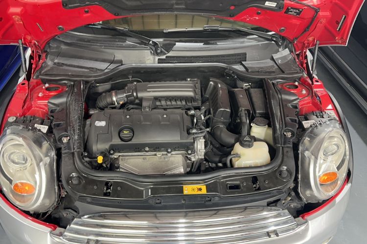 Used MINI 2013 1.6L ONE Limited Edition Second Version Engine Bay