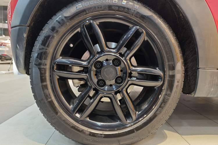 Used MINI 2013 1.6L ONE Limited Edition First Version Exterior 9