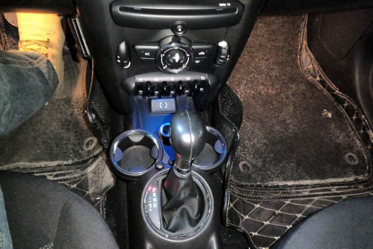Used MINI 2013 1.6L ONE Limited Edition First Version Gear Lever