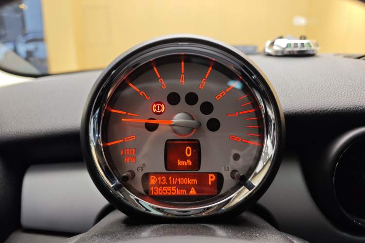 Used MINI 2013 1.6L ONE Limited Edition First Version Instrument Cluster