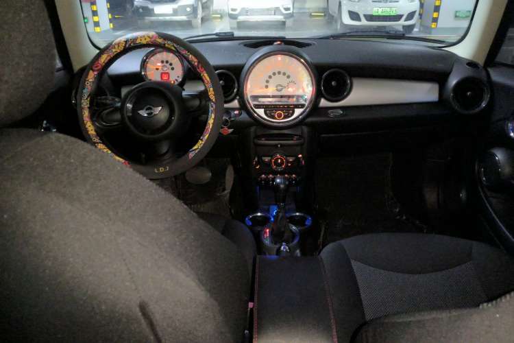 Used MINI 2013 1.6L ONE Limited Edition First Version Interior 2